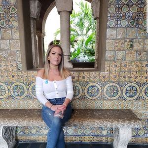 Meet Your Posher, Paulina!